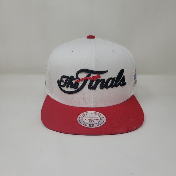 🆕 Mitchell & Ness NBA Chicago Bulls Championship 1992 "The Finals" Snapback Hat - Picture 1 of 5
